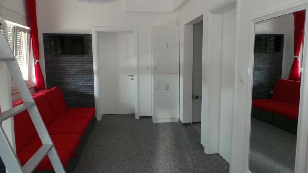 Hostel Levicki Slavonski Brod Rum bild